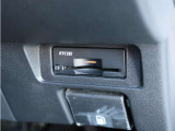 ETC2.0 高速道路を利用する際、ノンストップで料金所を通過できます。別途セットアップ料金がかかります