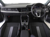 弊社グループ全国8店舗(Audi Approved Automobile有明・世田谷・調布・豊洲・みなとみらい・堺・箕面・大阪南)の車両はすべて当店でご案内可能です。店舗間の輸送費用はサービスさせていただきます。