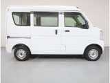 キッズスペースも完備しております♪商談テーブルから見える所に設置しておりますので、安心してお話をお聞かせください♪