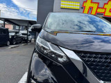 暗い道でも明るいライトでサクサク運転できますよ!