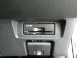 ETC付 料金所もスムーズに通れ、割引料金の適用もあります。ビルトインできれいに収まっており、見た目もスマートです。