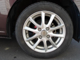 実車はアルミホイール組みの夏用タイヤを装着しています。