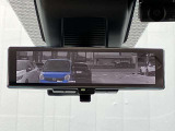 インテイリジェントスマートルームミラーを装備しておりますので、後席の荷物・後席者を気にすることなく、後続車等の確認をすることができます☆