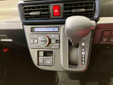 納車前にはプロのメカニックが、各部の点検を行います。ディーラーにしか出来ない品質、そしてサービスできっと満足していただけると思います!