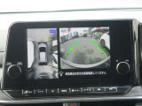 まるでお車を見下ろしたかのような映像をナビに映し出し狭い駐車場でも周囲を確認する事が出来ますので非常に安心です♪