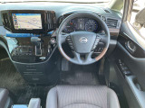 窓ガラスが大きく車両感覚も掴みやすいお車ですので安心してお乗りいただけます。