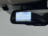 バックミラーにバックカメラの表示も可能です!