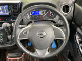 【純正革巻きステアリング】上質な革を使用することで、手にしっかり馴染みとても運転しやすいハンドルです♪