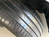 新品ラジアルタイヤを装着しています