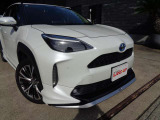 ヤリスクロス 1.5 ハイブリッド Z E-Four 4WDのパールが入荷! モデリスタエアロ装備!! 日本全国納車可能です。皆様のお問い合わせお待ちしています。