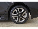 純正17AW!タイヤサイズは215/45R17になります♪