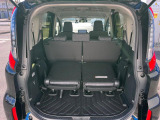 普段のお買い物や通勤、送迎等に十分な荷室スペースを確保しております。セカンドシートを倒すと、大きな荷物の積載も可能です♪