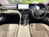 クラウンクロスオーバー 2.5 G アドバンスト レザー パッケージ E-Four 4WD 