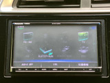 FM/AMやBluetooth Audioなど複数の音源を選択でき、好みに合わせた音楽再生に便利です。画面上で項目を確認しながら切り替えられ、毎日の移動を快適にサポートします。