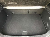 トランクスペースです☆いろいろな使用方法がありますね!シートを倒すと大きな荷物や長い荷物などたくさん積めますよ☆