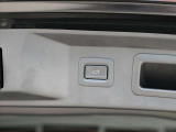 当社下取りワンオーナーのCX-8入庫です♪安心のディーラー保証付き♪ETCやナビ、ドライブレコーダーなど装備も充実の一台となっております!安心してご検討下さい♪お問合せお待ちしております!
