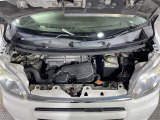 【エンジンルーム】エンジンの調子は良好です!ご納車前にはしっかりとオイル交換・その他油種類の点検補充をさせて頂きます。また、ガリバーでは修復歴のある車は販売いたしません。