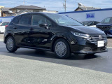 エマージェンシーブレーキ(衝突被害軽減ブレーキ)、フロントカメラが車両や歩行者を検知し警告音と共に衝突回避、軽減をアシストしてくれます。