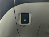 店舗にて現車の確認もいただけますので、お電話で在庫のご確認の上是非ご来店くださいませ。