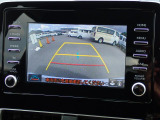バックカメラ装備しております。駐車時に大変役に立ちますよ。駐車が苦手な方にも便利機能です。
