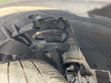 お車を安心してお乗りいただく為には、足回りの定期点検が欠かせません。サービスサポート(有償保証)では無料点検もご提供しており、安心のカーライフをお過ごしいただけるサポート体制が整っています。