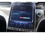 納車前整備は、メルセデスベンツ国際認定メカニックによる最新の検査ライン等の施設が充実した当社工場で入念に行います。