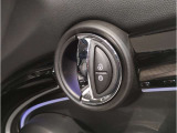 お問合せ・詳細はMINI正規ディーラーNEXT三宮店  お問い合わせ:078-803-3298までお気軽にお問合せ下さいませ。弊社は良品質車をネット非掲載も含め多数取り揃えております。