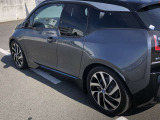 車両の詳細、ご質問につきましては、営業スタッフまでお気軽にご連絡下さいませ。遠方のお客様には実車の詳細動画送信も承ります。お問合せをお待ち致しております。