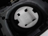 スペアタイヤが装備されています。