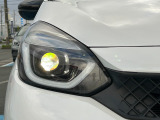 LEDヘッドライト搭載でしっかり明るく照らしてくれるので、夜間走行や不慣れな道でも安心です。