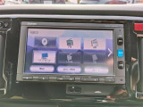ホンダ純正ナビです。CD再生、ワンセグ付き。画像の粗いTVを眉間にしわを寄せて見るのも青春。