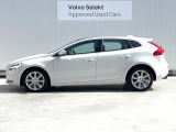購入後は全国のVOLVO正規ディーラーにてアフターサービスをお受けいただけます。定期点検サービス、延長保証などの有料サービスも手厚くご用意しておりますので、ご不安事はお気軽にご相談下さい。