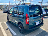 コーナーセンサー付きですので駐車も安心です。
