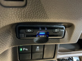 高速道路のご利用時にとても便利なETC車載器付。利用には車両情報を登録する「セットアップ」が別途必要です。