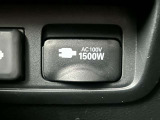 トヨタ認定中古車 5人乗り 25000キロ BSM  1500W給電 ナビ&フルセグTV Bluetooth  LEDヘッドライト アルミホイール スマートキー ETC  ドラレコ ワンオーナー 定期点検記録簿 ブラインドスポットモニター