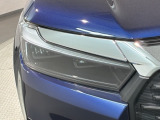 LEDヘッドライトは、点灯の瞬間から最大光量を発揮し、突然暗くなるトンネルなどでの安定感を高めます。