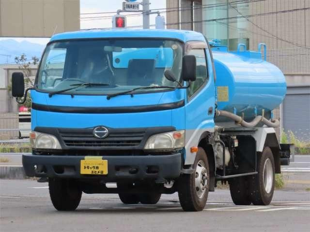 デュトロ  4t ワイド 散水車 前方圧力・後方重力散水