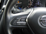 ステアリングスイッチ付きです。運転に集中できます。