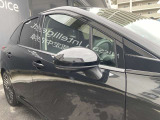ウィンカードアミラー☆ライトの点滅で対向車、歩行者などに曲がることを知らせることができるので安心・安全につながりますね♪