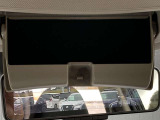 天井部に小物入れ(グラスケース)があります。