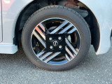 純正のホイールがよく似合います!155/65R14
