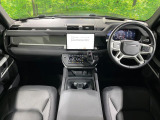 ディフェンダー 110 X ダイナミック SE イースナー エディション 3.0L D300 ディーゼ...