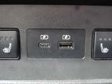 USBポート付き!