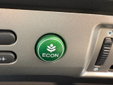 ECONスイッチが付いていますのでエアコンやガソリンの諸費を軽減してくれます!イメージ以上に効果がありますので期待して下さいね!
