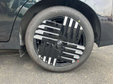 タイヤサイズは205/50R17