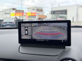 バックモニターもついているので、バック駐車も安心です♪