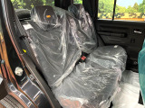 高品質なオリジナルフロアマットもオプションにてご用意しております。お好きなデザインやカラーをお車に合わせて選んでいただくことができます♪