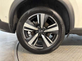 タイヤサイズは235/55R19です☆