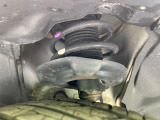 お車を安心してお乗りいただく為には、足回りの定期点検が欠かせません。サービスサポート(有償保証)では無料点検もご提供しており、安心のカーライフをお過ごしいただけるサポート体制が整っています。