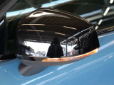 ドアミラーにはLEDのウィンカーが備えられています サイドマーカー式のウィンカーよりも視認性に優れています